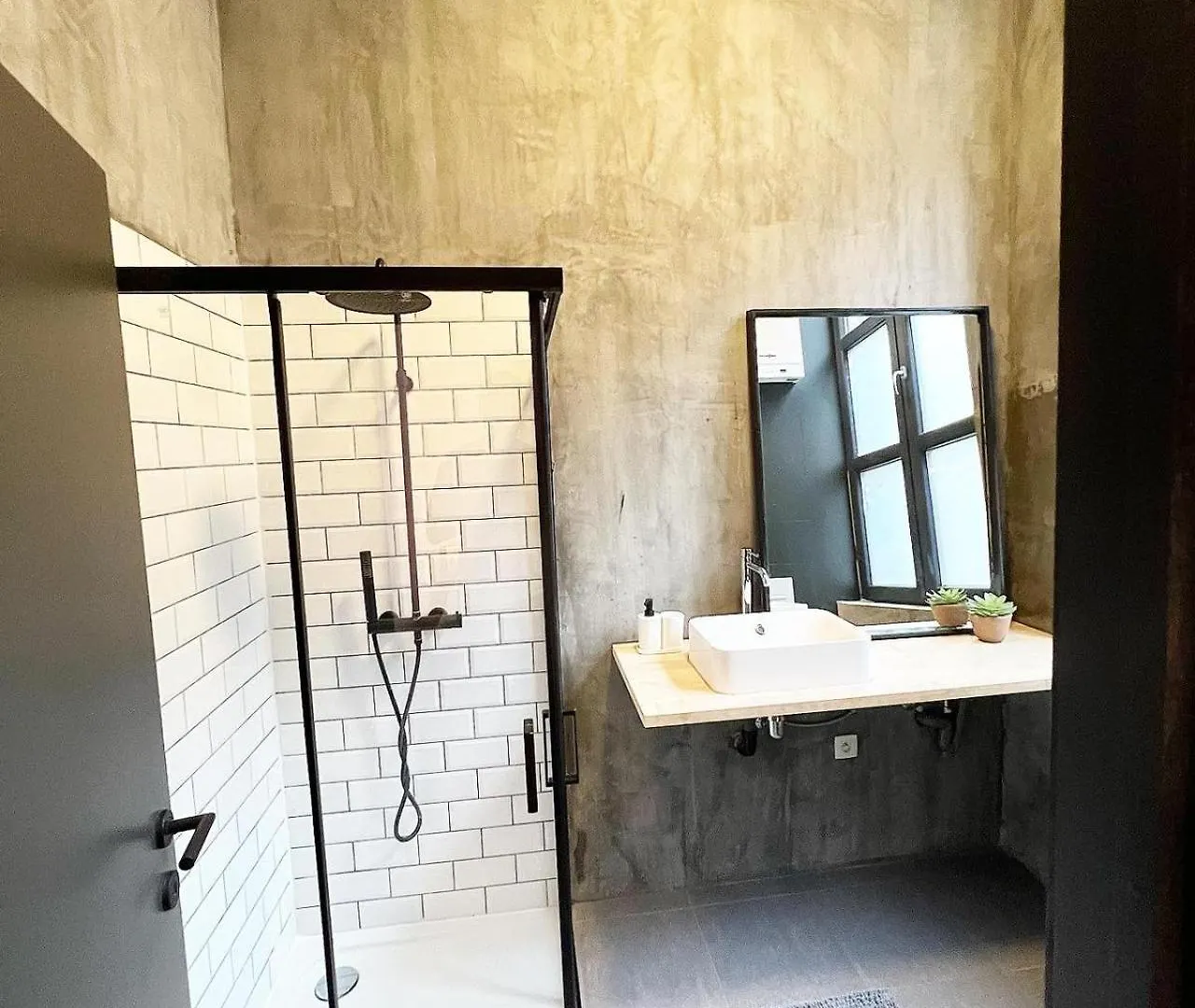 Appartamento New Spacious Boutique Apartment'S In The Center Of Anversa
